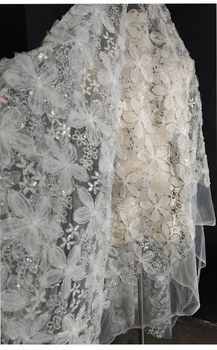 Embroidery Gold - Tela bordada con lentejuelas de hilo