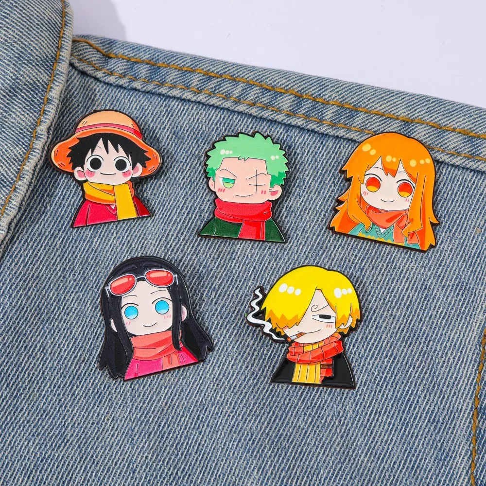 Embroidery Wallpaper - 5 Broches de Anime con Personajes