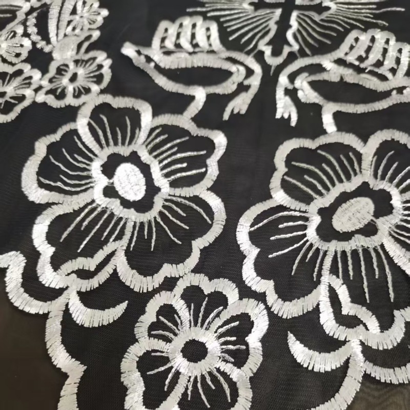 Nuevo Pañuelo para la Cabeza B - Embroidery Gold reseña y precio