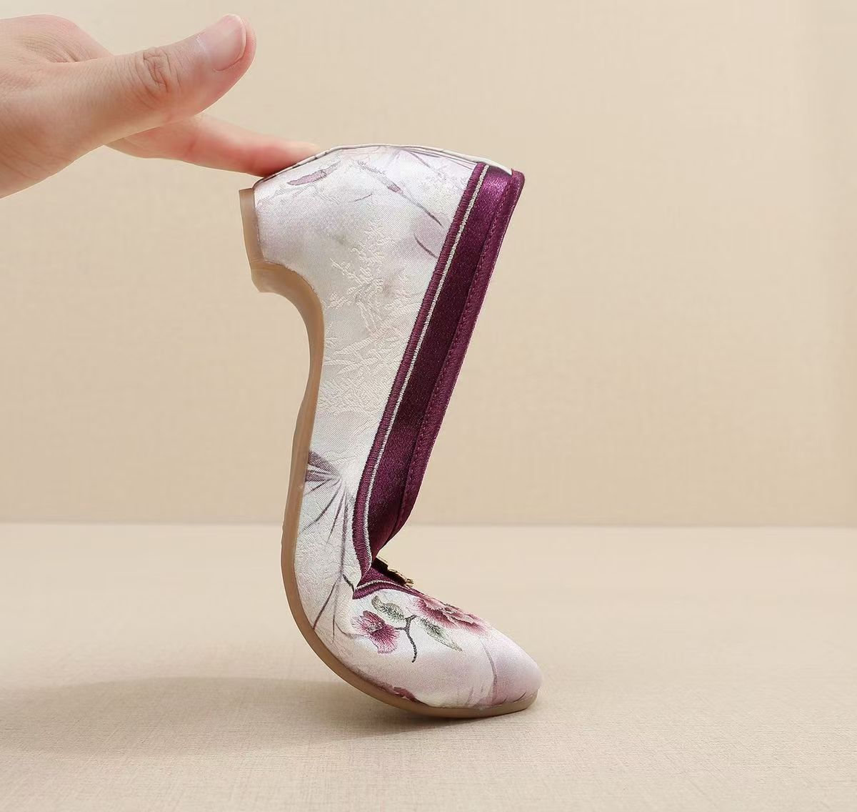 Zapatos Cheongsam bordados de  - Embroidery Shoes reseña y precio