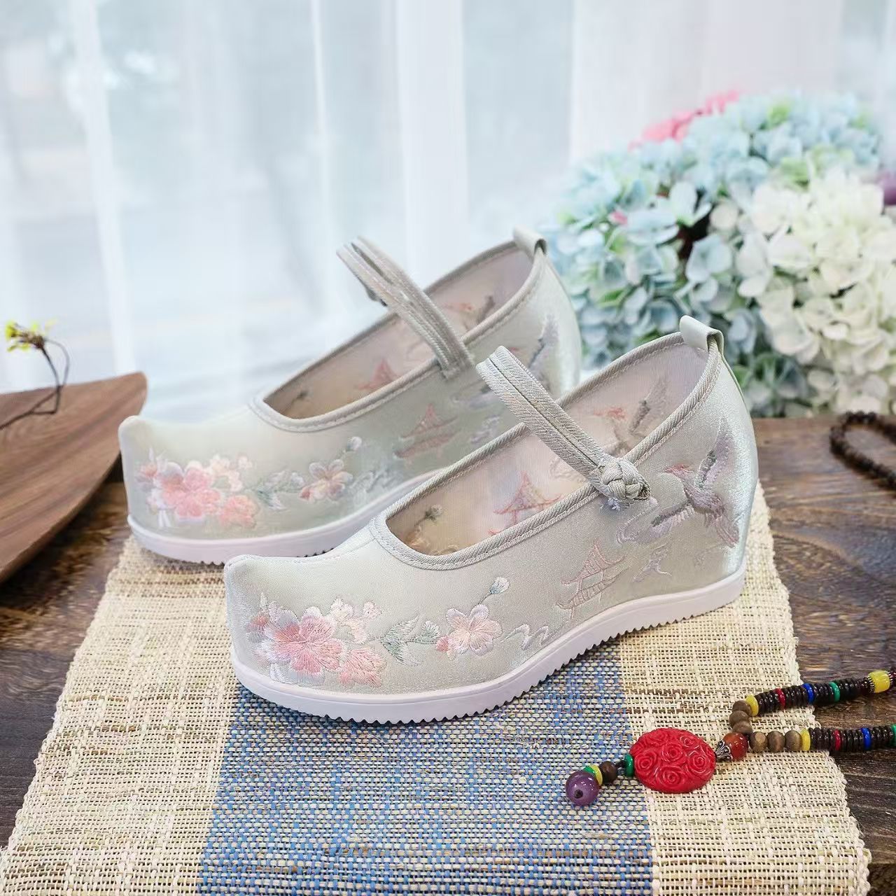 Zapatos bordados internos aume - Embroidery Wedding reseña y precio