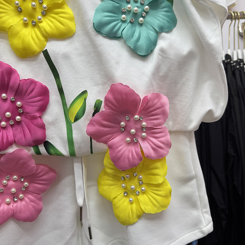 Camiseta de flores 3D colorida - Embroidery Beads reseña y precio