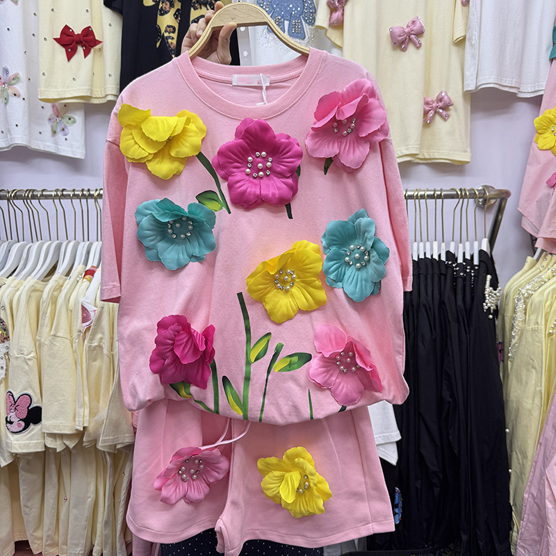 Camiseta de flores 3D colorida - Embroidery Beads reseña y precio
