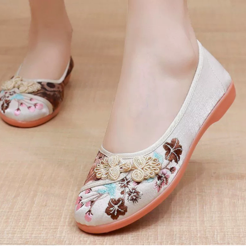 Zapatos de lona de estilo chin - Embroidery Shoes reseña y precio