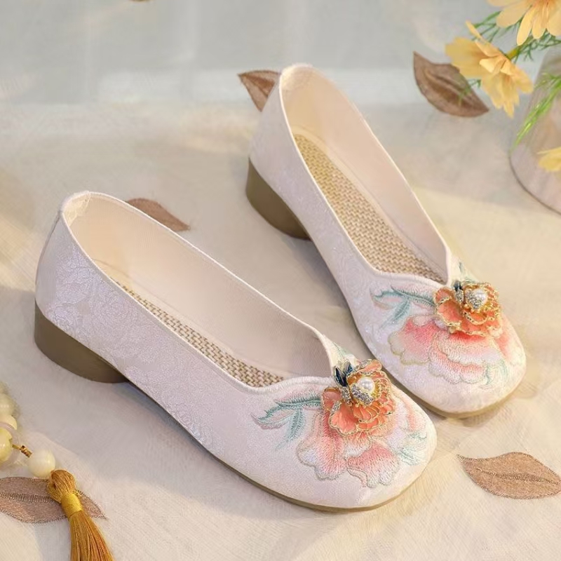 Zapatos de tela bordados de ta - Embroidery Shoes reseña y precio